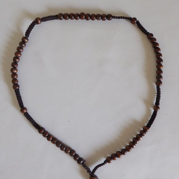 VINTAGE OUR LADY OF GUADALUPE 18” WOOD CRUCIFIX MACRAME BROWN CORD ROSARY - Picture 5 of 12
